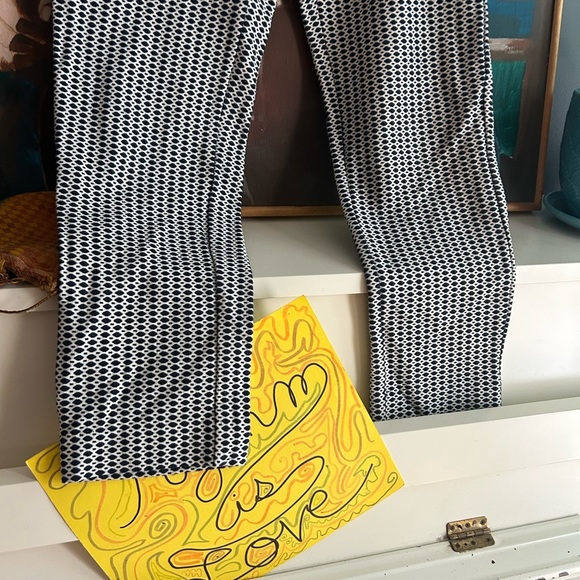 ALFRED SUNG Monochrome Patterned Cropped Pants 4 - Picture 3 of 16